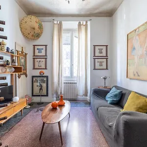 Retro - St. Peter Vatican Appartement